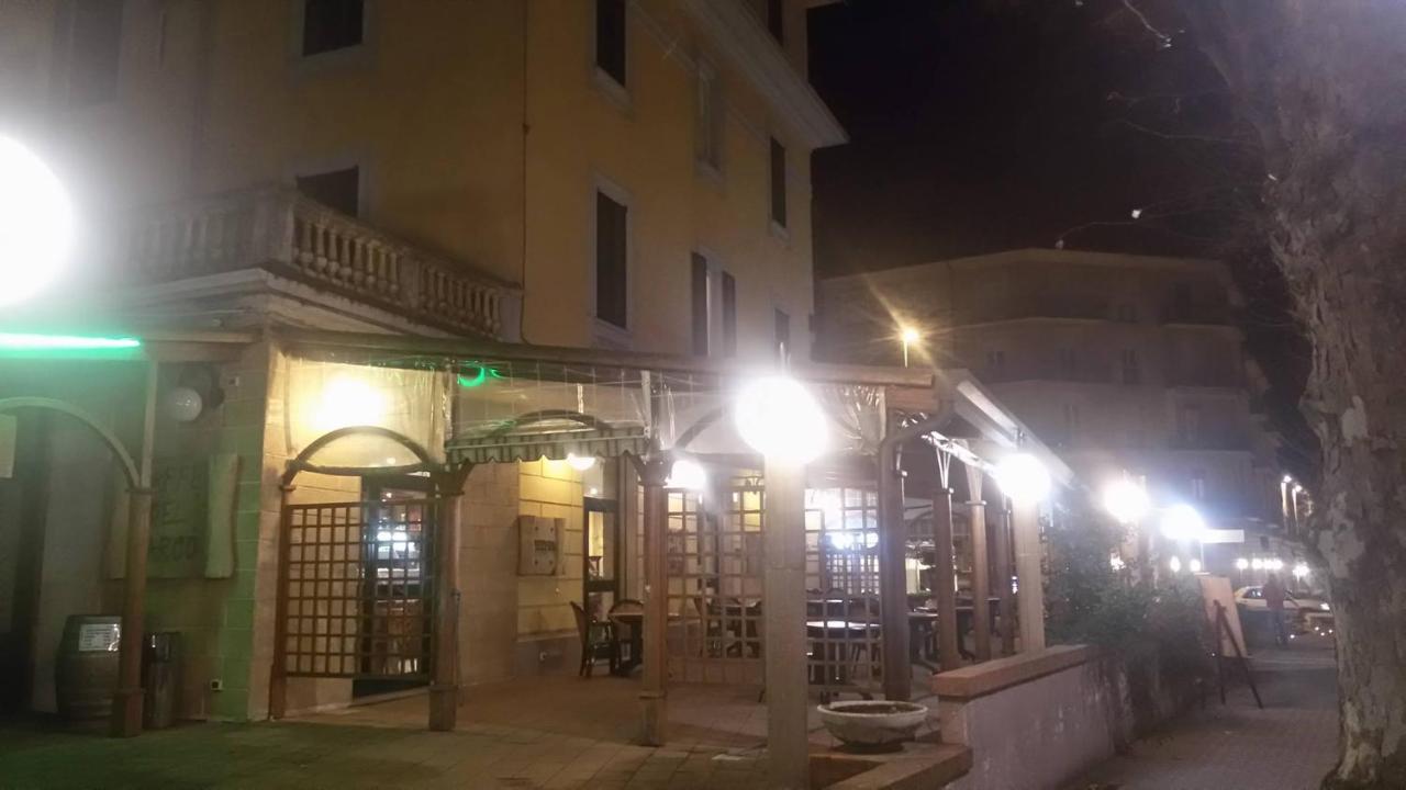 Hotel Salus Godiasco Екстер'єр фото